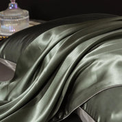 Forest Frost Mulberry Silk Bedding Set fabric