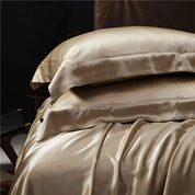 Golden Daylily Mulberry Silk Duvet Set pillows