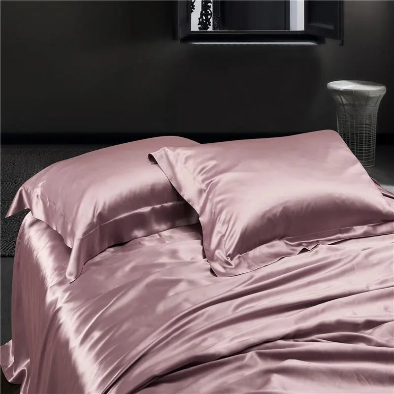 Peony Petal Mulberry Silk Duvet Set pillows