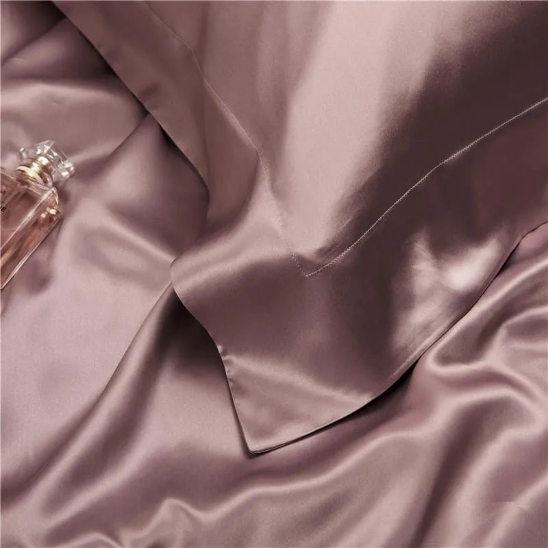 Peony Petal Mulberry Silk Duvet Set fabric
