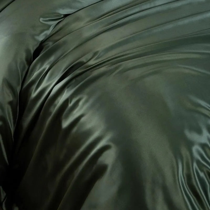 Sage Leaf Mulberry Silk Duvet Set fabric