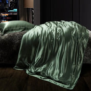 Sage Leaf Mulberry Silk Duvet Set close view