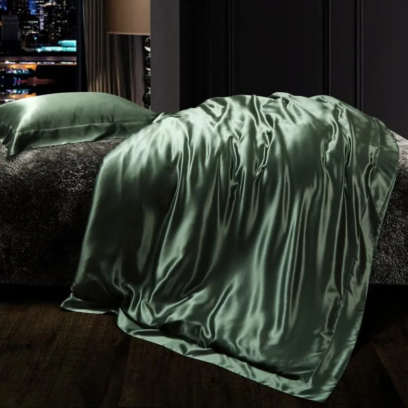 Sage Leaf Mulberry Silk Duvet Set close view
