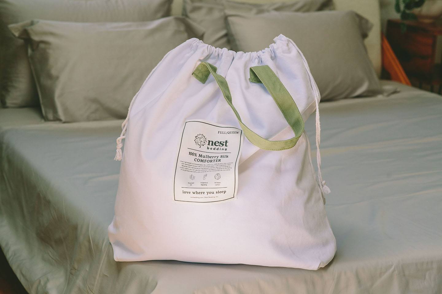 Mulberry Silk Cloud Comforter