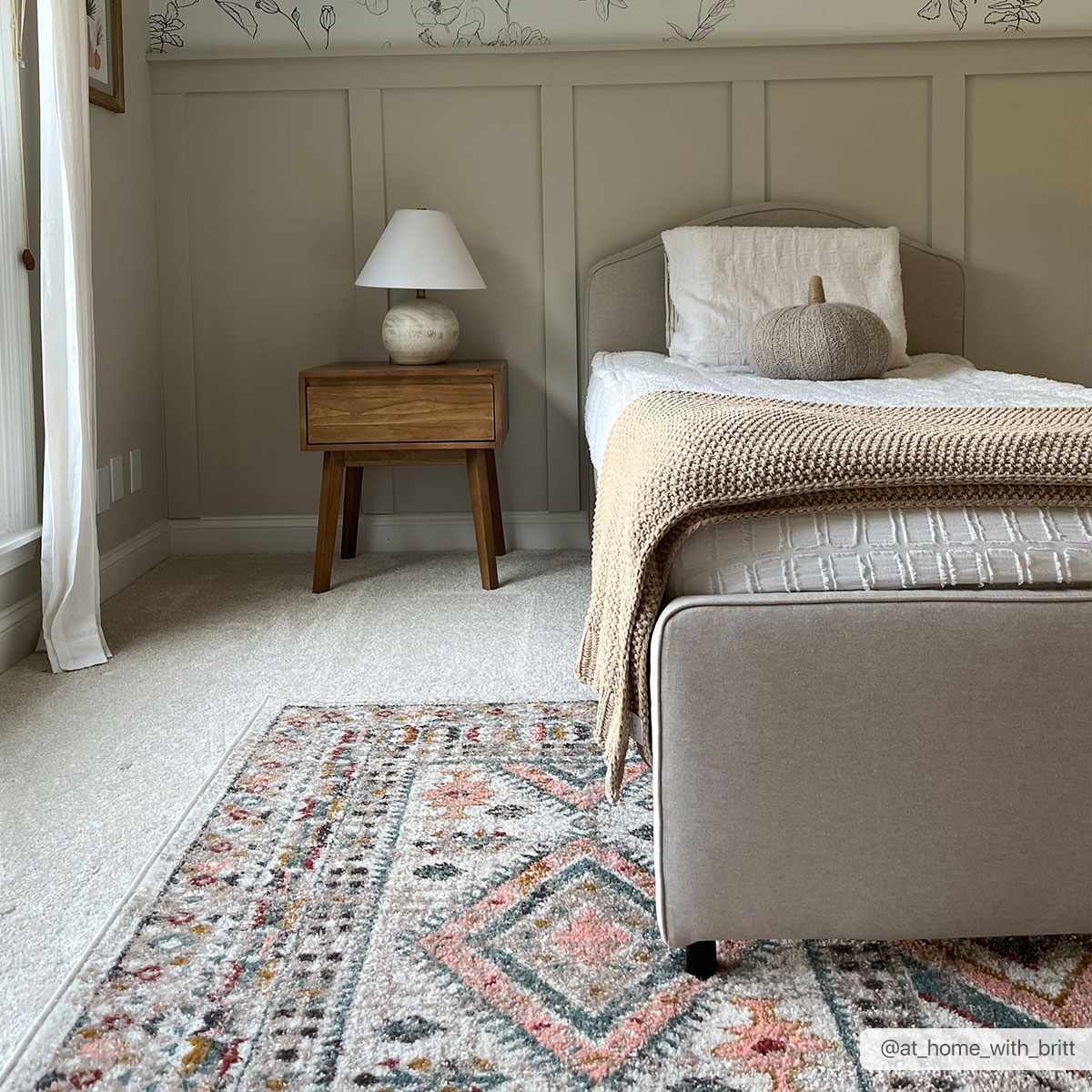 diem-area-rug--5x7_252c-MNY-5373-at_home_with_britt-1.jpg