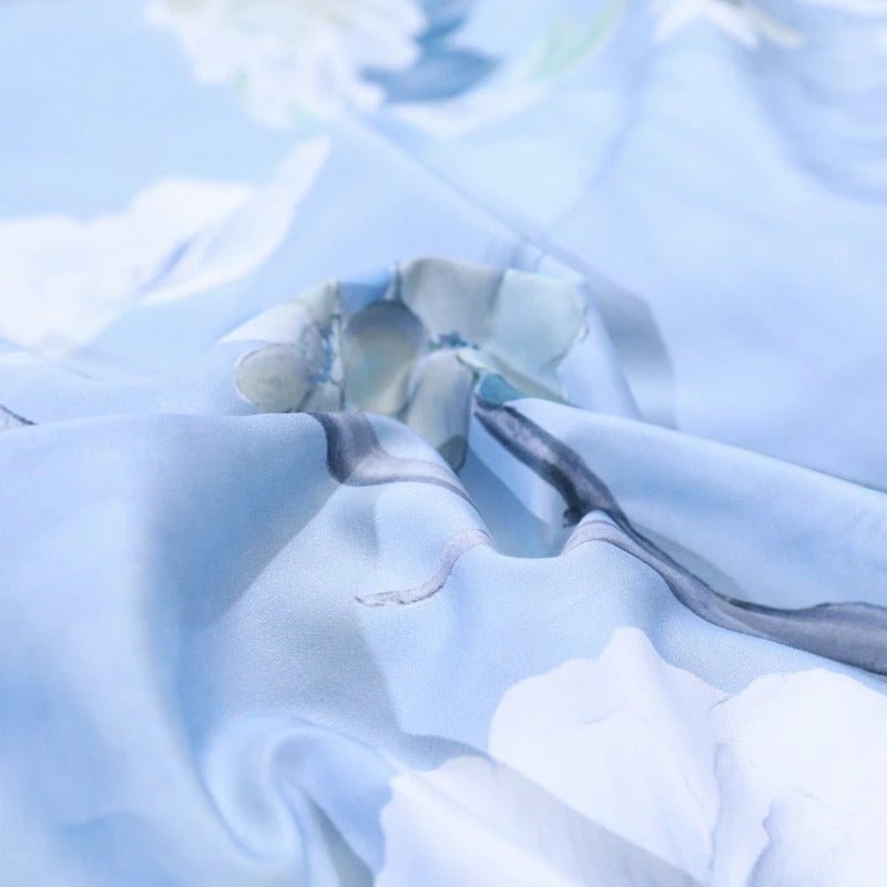 Close up of fabric from the Blue Chinoiserie Bedding Set