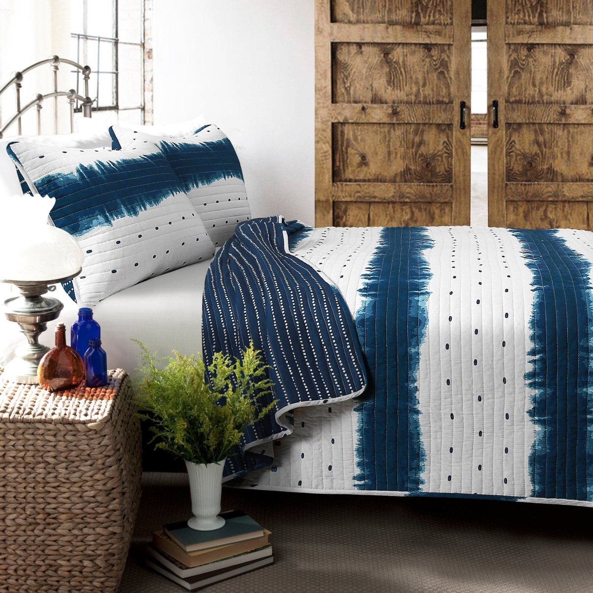 16T002706-JANE-SHIBORI-3-PC-NAVY-QUILT-FULL-QUEEN-848742071571-ALT-1.jpg
