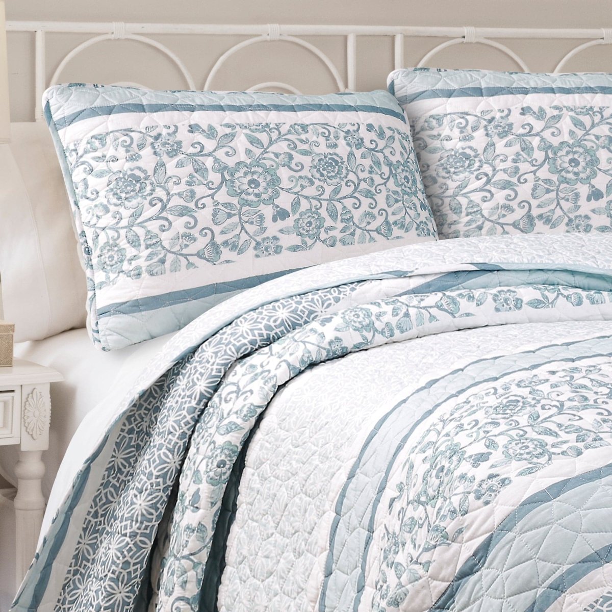 16T002782-NISHA-3-PC-BLUE-QUILT-FULL-QUEEN-848742072172-ALT-2.jpg