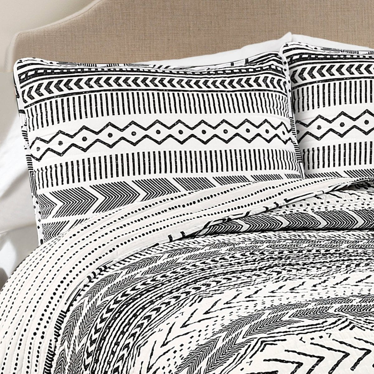 16T002836-HYGGE-GEO-3-PC-BLACK-WHITE-QUILT-FULL-QUEEN-848742072783-ALT-2.jpg