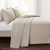 Ava Diamond Oversized Cotton Quilt Set
