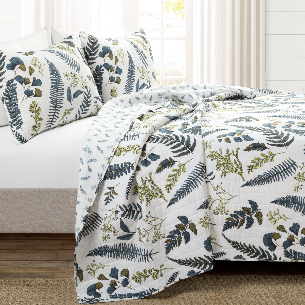 16T007676-DEVONIA-ALLOVER-3-PC-WHITE-GREEN-QUILT-FULL-QUEEN-194938020435-ALT-1.jpg