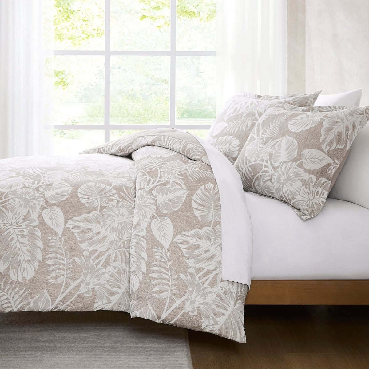 Bali Tropical Leaves Gauze Jacquard Duvet Cover Set