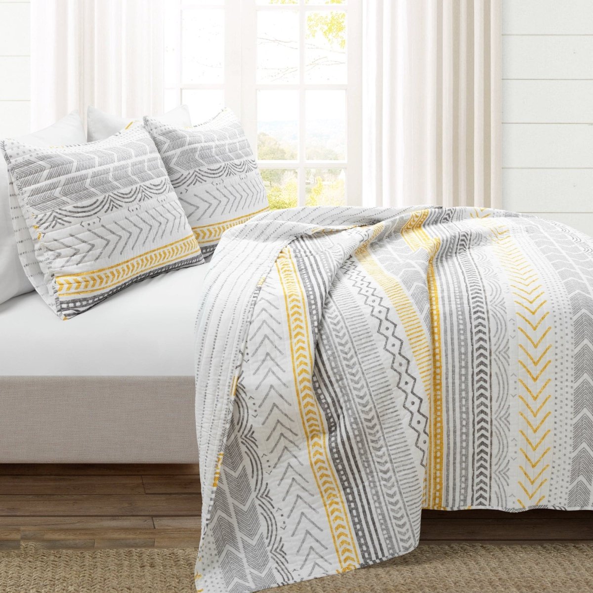 21T010966-HYGGE-GEO-3-PC-YELLOW-GRAY-QUILT-FULL-QUEEN-194938037068-ALT-1.jpg