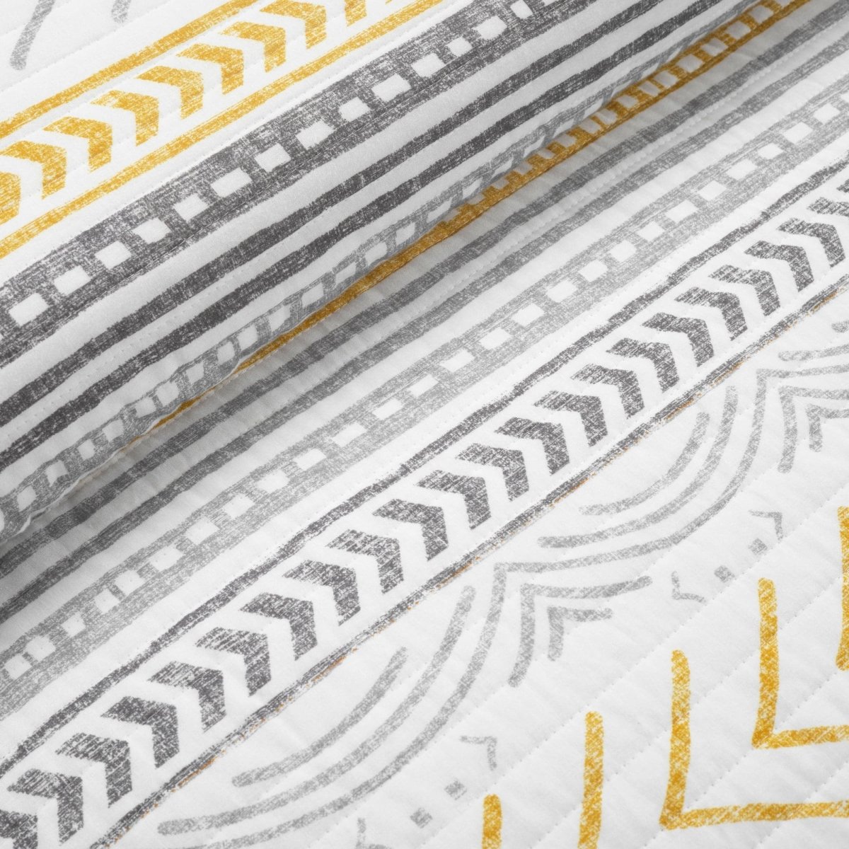 21T010966-HYGGE-GEO-3-PC-YELLOW-GRAY-QUILT-FULL-QUEEN-194938037068-ALT-2.jpg