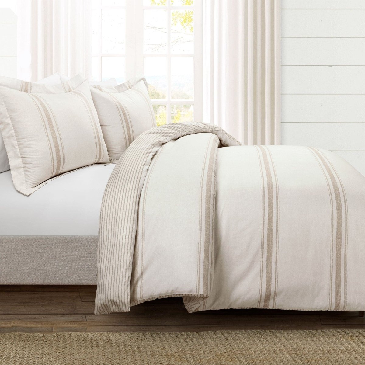 21T010999-FARMHOUSE-STRIPE-3-PC-NEUTRAL-DUVET-FULL-QUEEN-194938037396-ALT-1.jpg