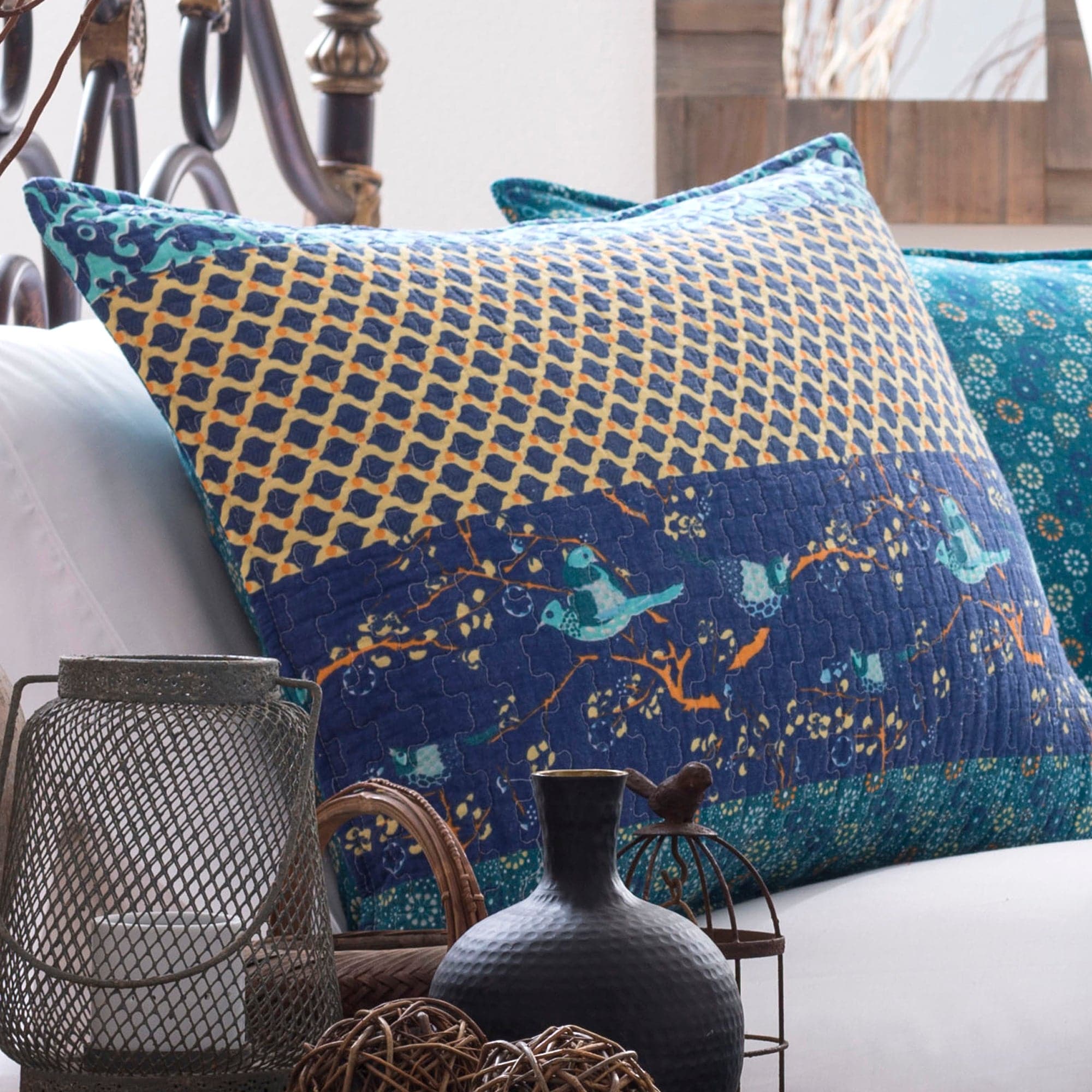 C12789P13-000-ROYAL-EMPIRE-3-PC-PEACOCK-QUILT-FULL-QUEEN-848742012789-ALT-2.jpg
