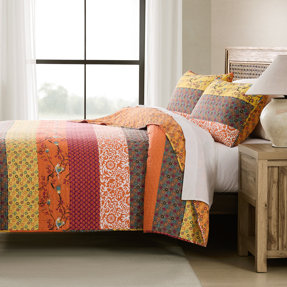 C12789P13-000-Royal-Empire-3-pc-Tangerine-Quilt-Set-Full-Queen-848742012789-ALT-1_d46dd02f-d80c-4fc7-b3be-2af73da9ec80.jpg