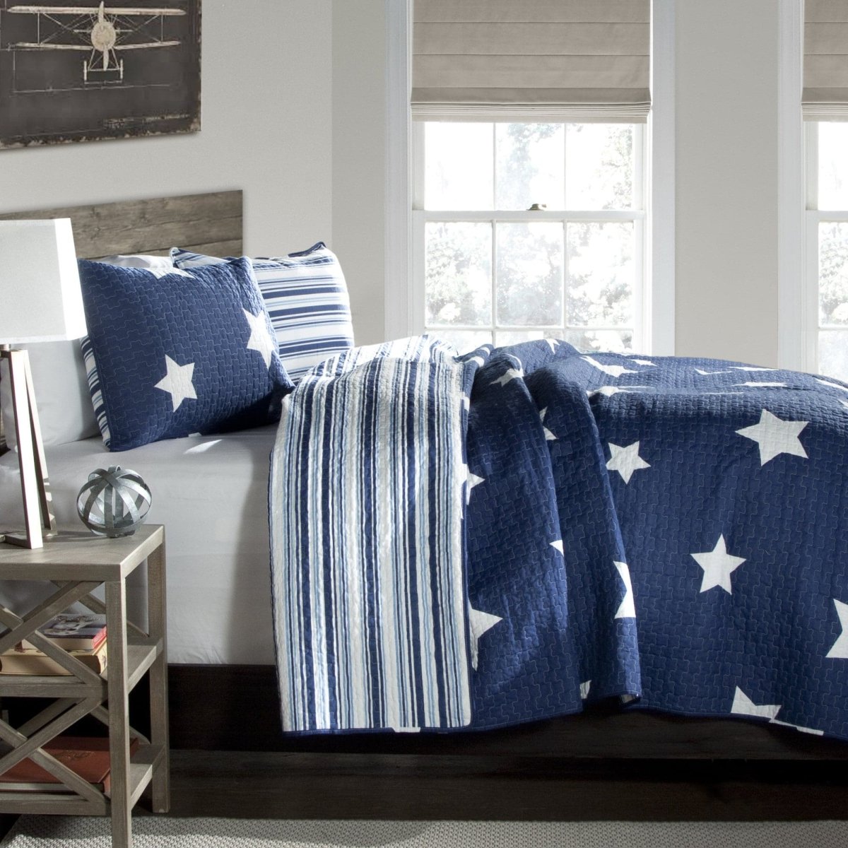 C21910P14-000-STAR-3-PC-NAVY-QUILT-FULL-QUEEN-848742021910.jpg