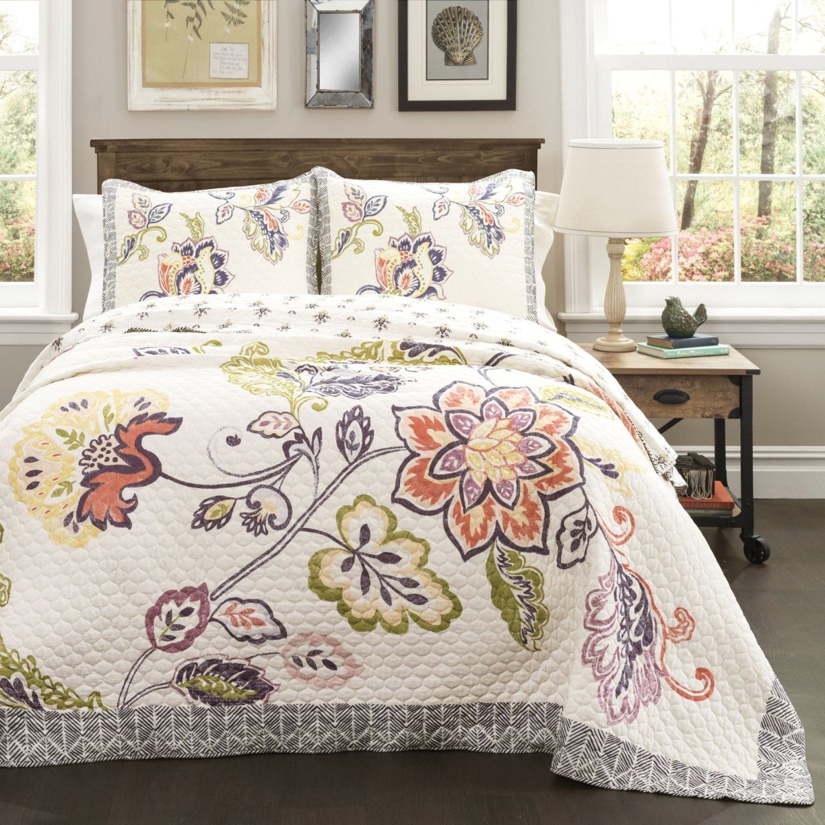 C39830P15-000-ASTER-3-PC-CORAL-NAVY-QUILT-FULL-QUEEN-848742039830.jpg