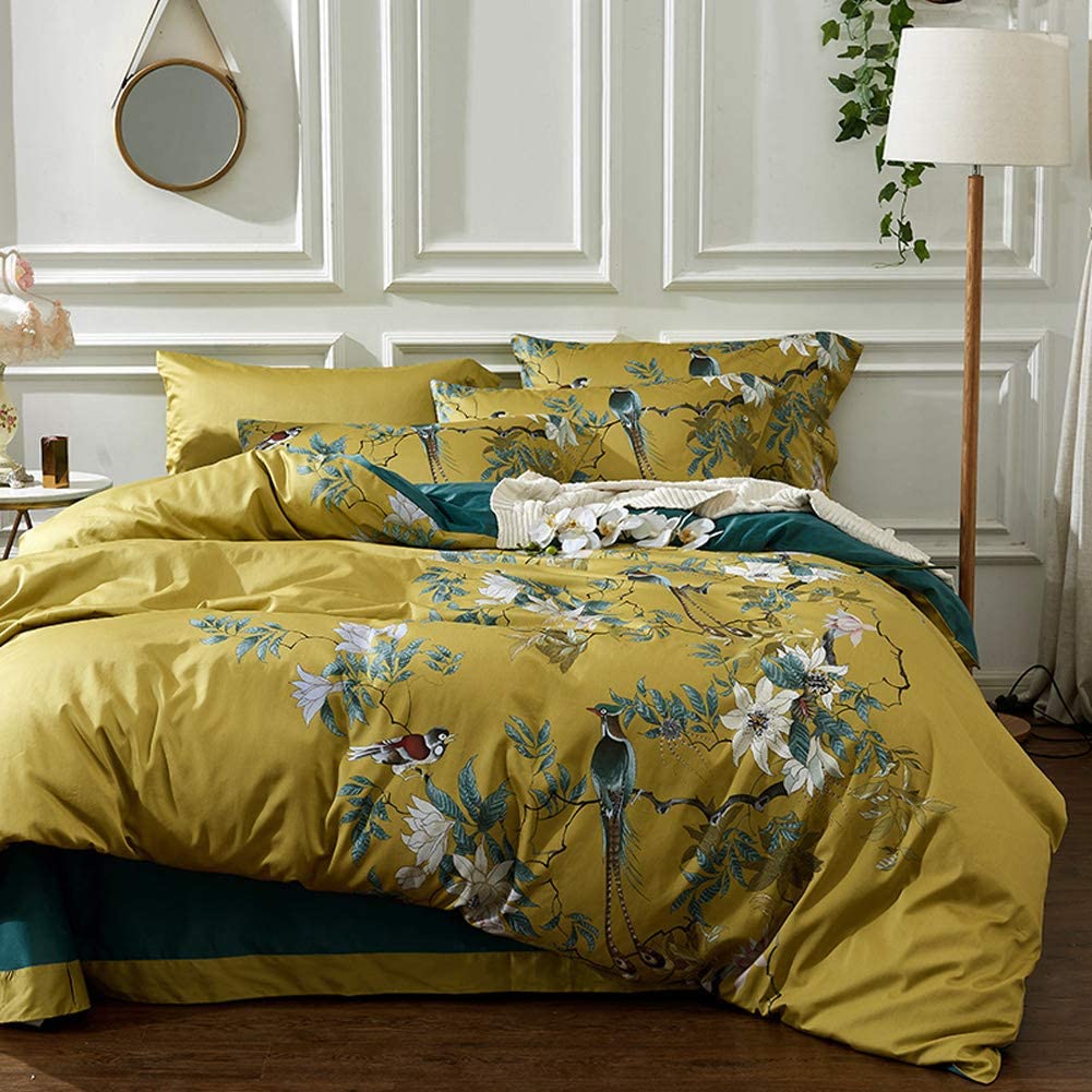 Chinoiserie Egyptian Bedding Set in a room