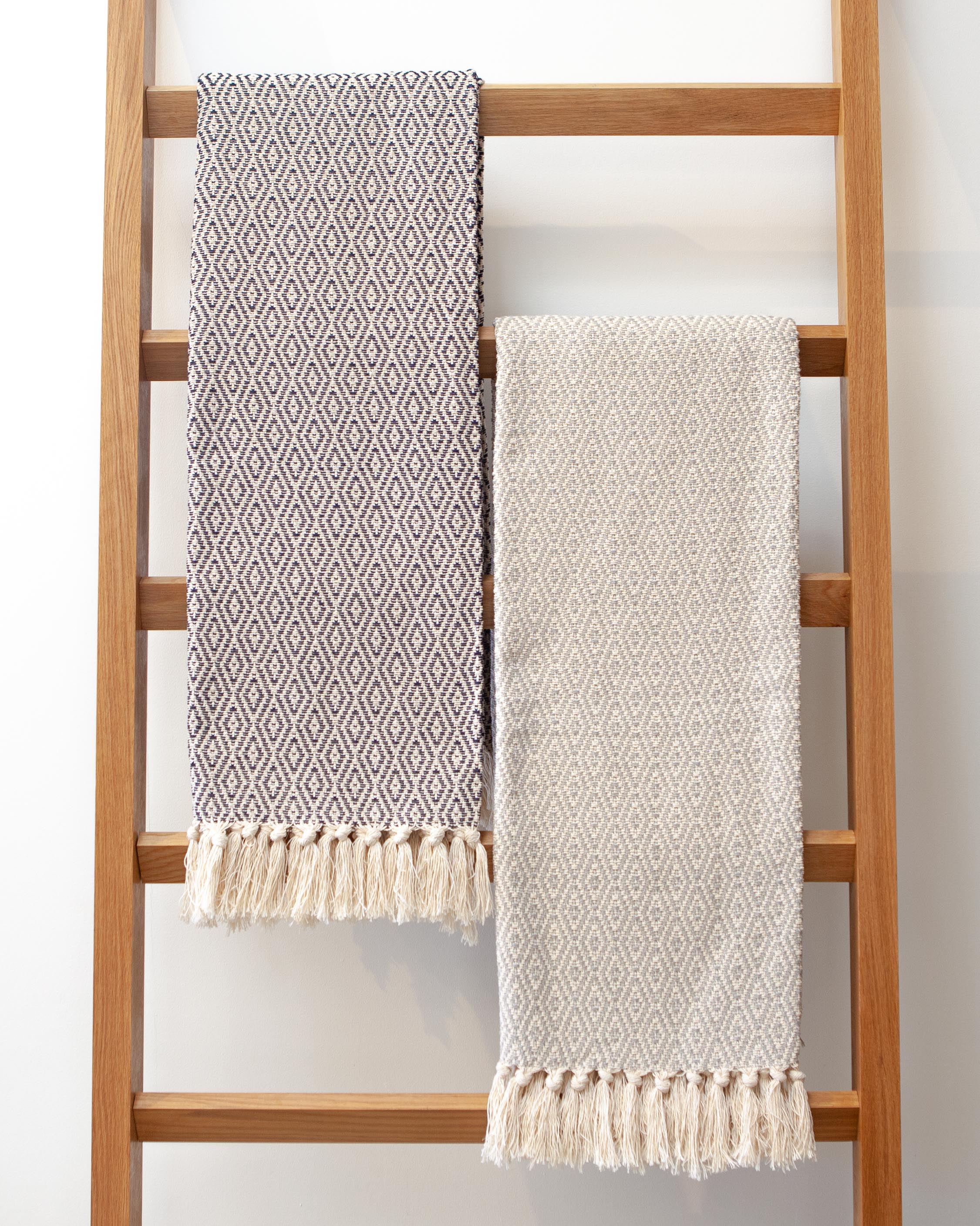 Casa Cubita Throw Blanket on Blanket Ladder