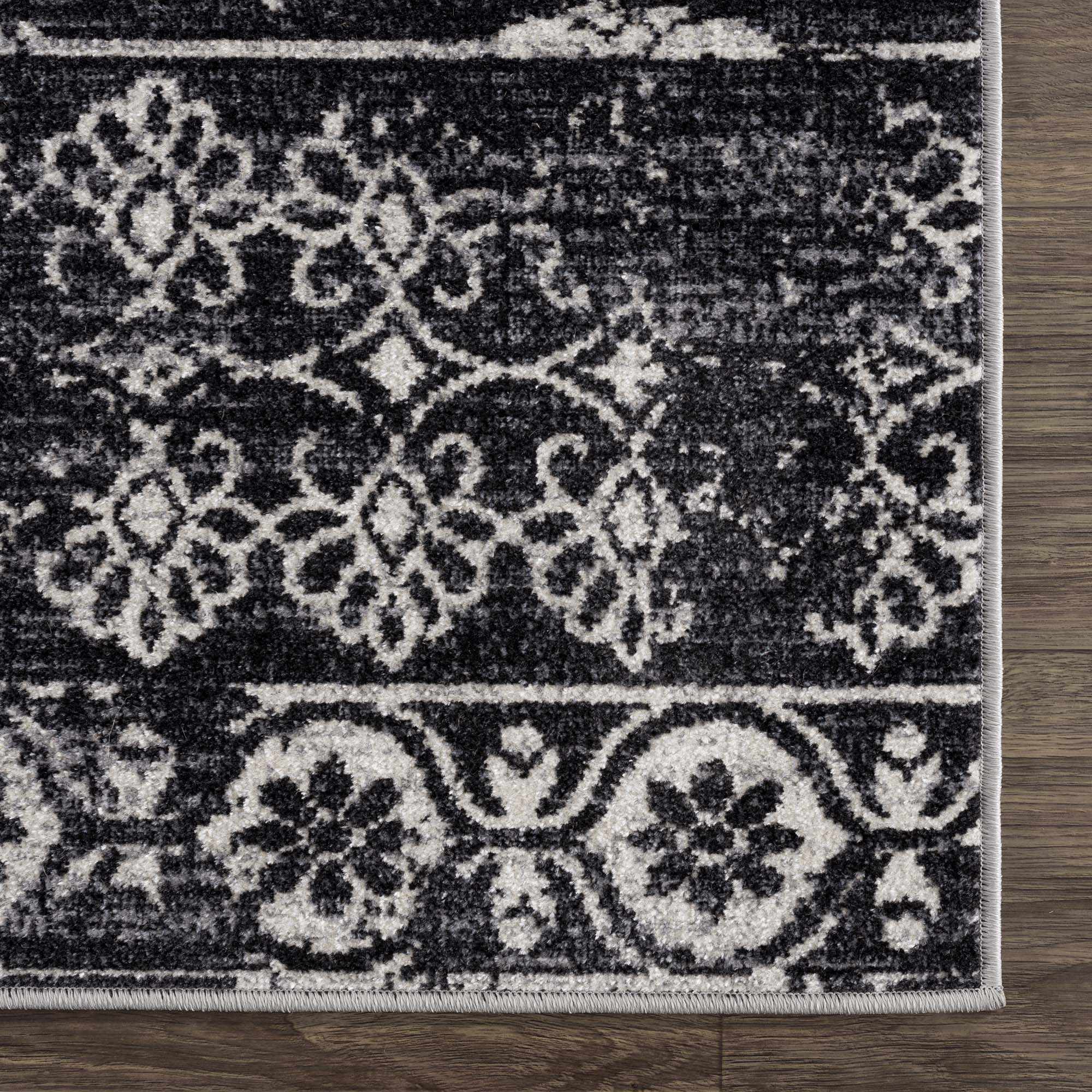 Kahraman Black & White Floral Washable Area Rug