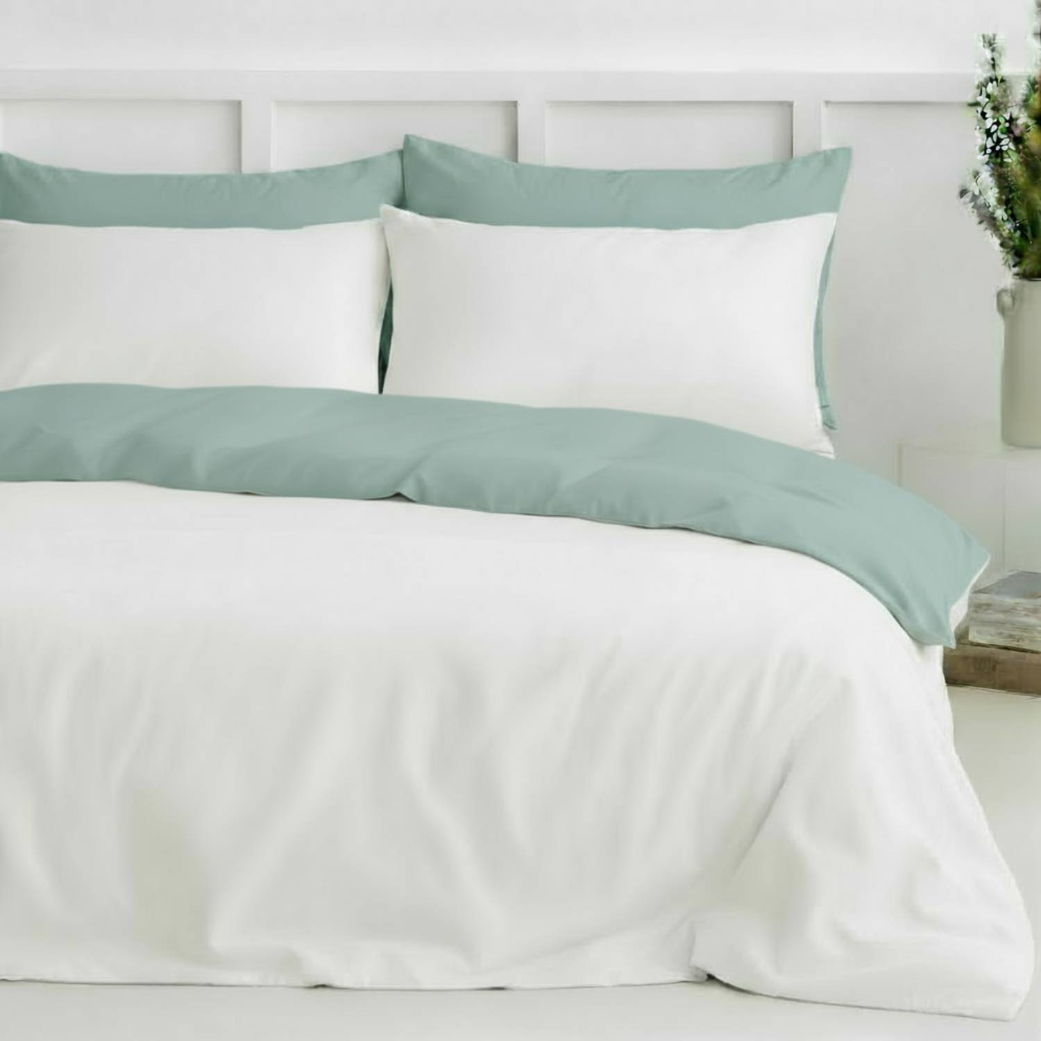 PF201013Q-DV_Dual_Color_Duvet_Cover_2_Sham_Set_Lifestyle.jpg