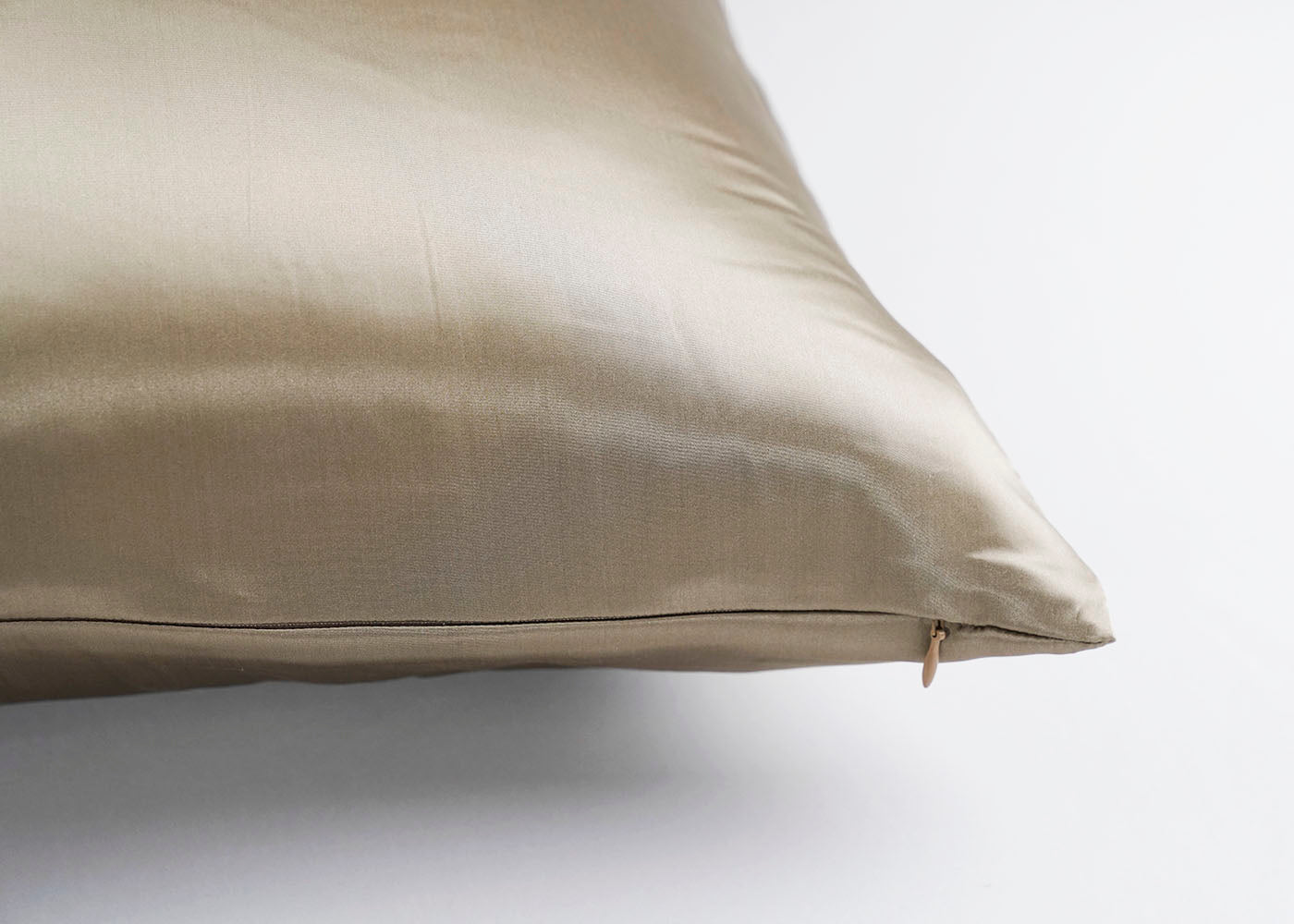 PT-SPC-Q-FAWN-ZIPPER.jpg
