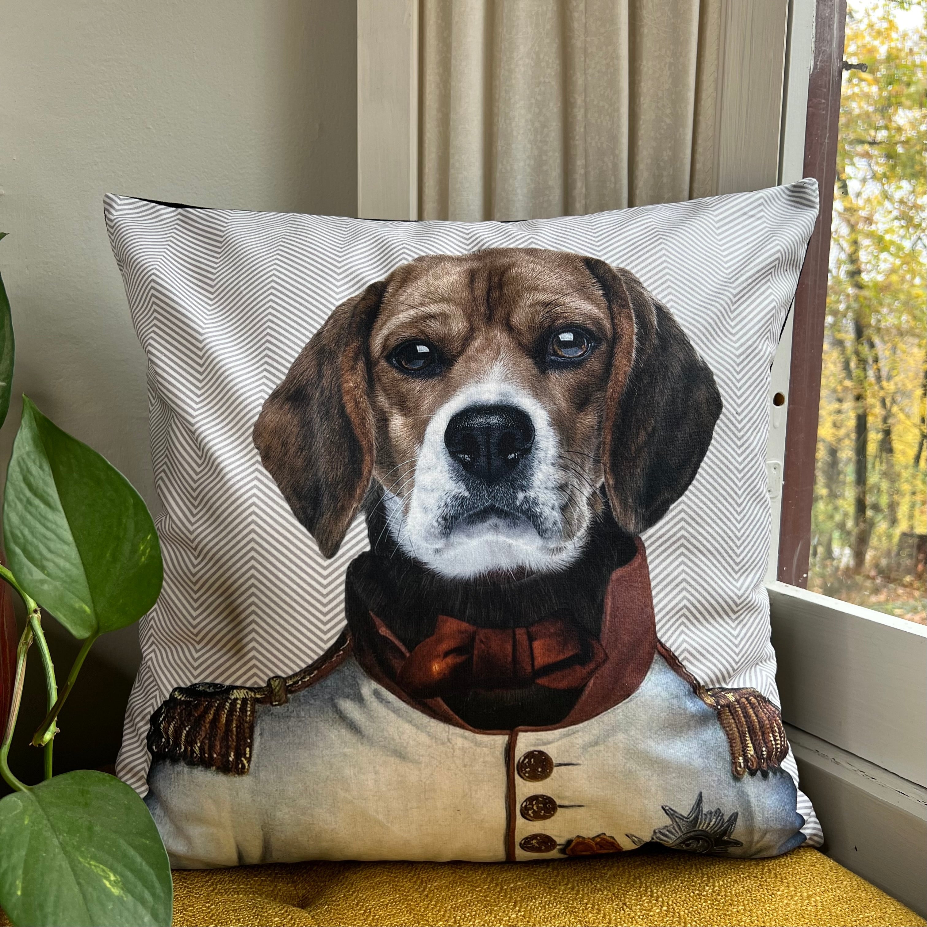 Regal-Beagle-Pillow-Cover-2.jpg