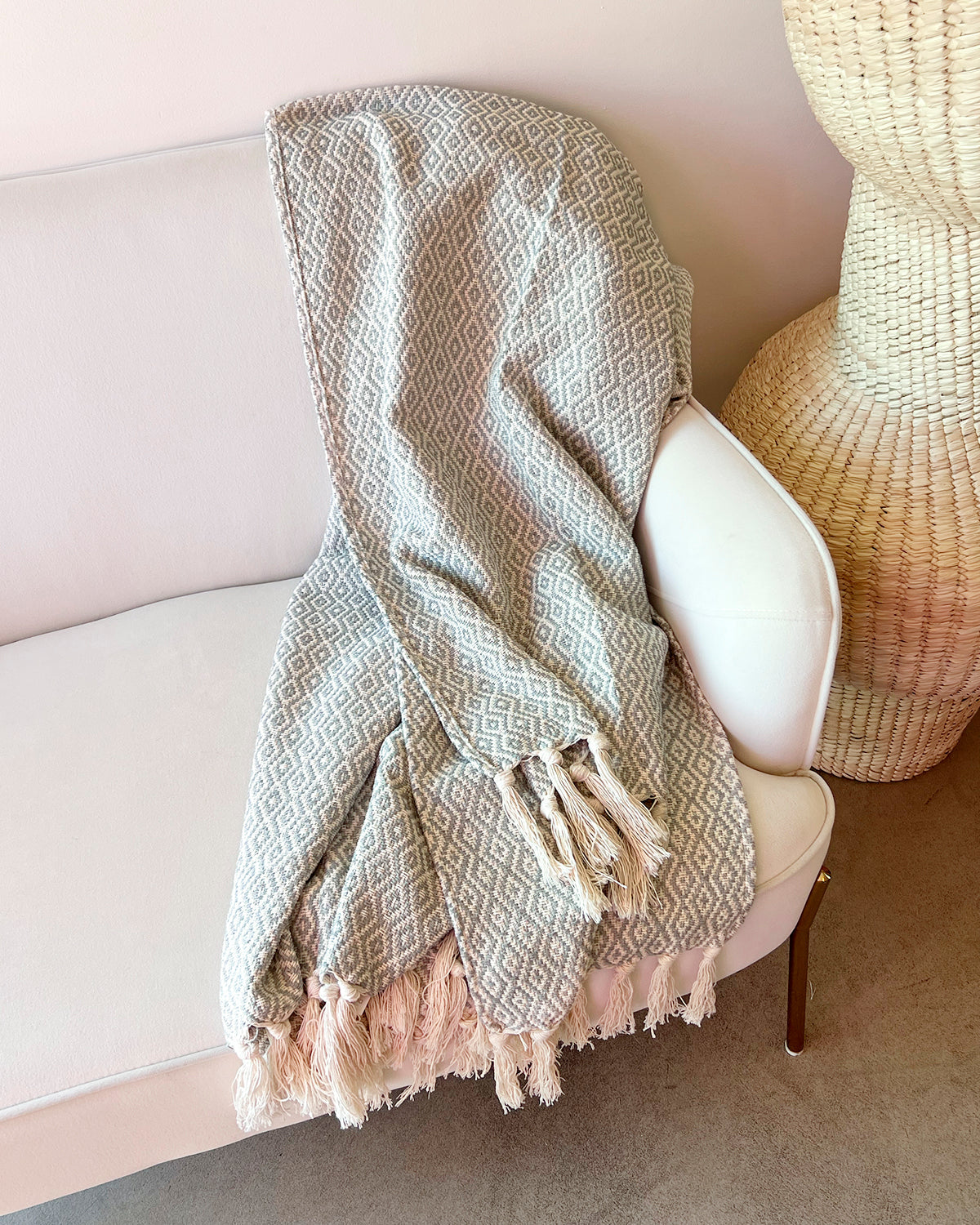 Casa Cubista Throw Blanket
