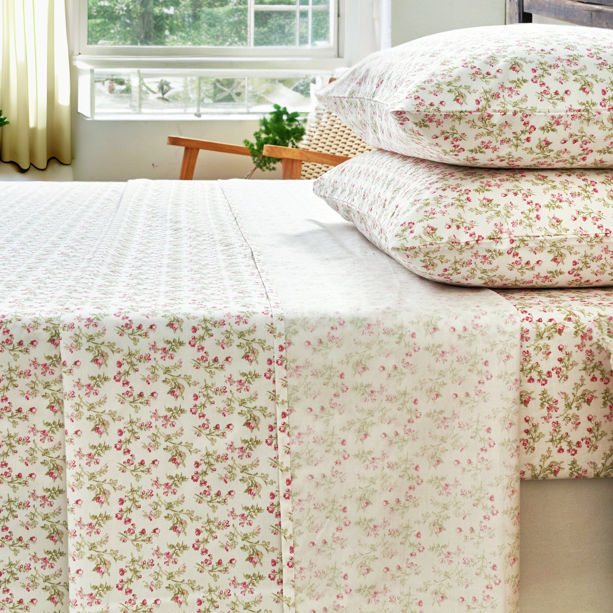 Delicate Rose Floral Cotton Sheet Set