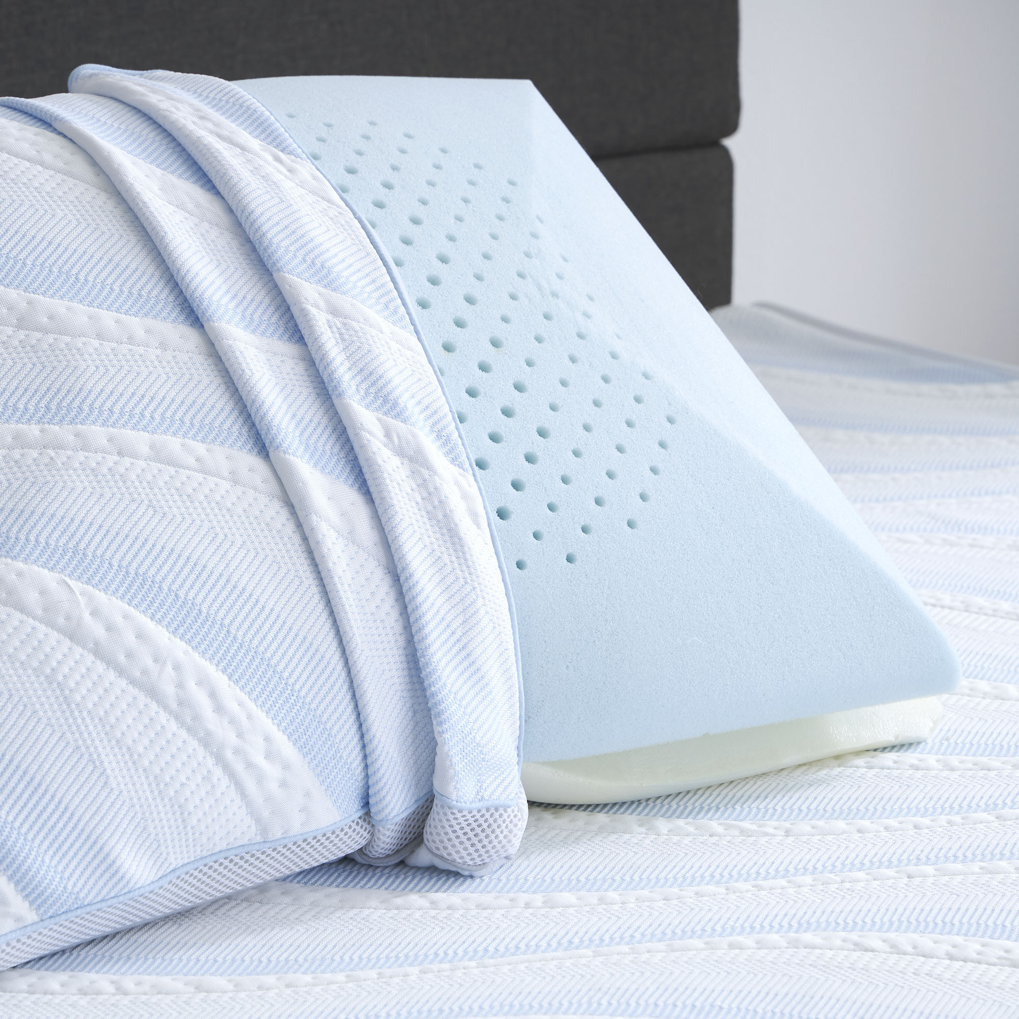 Comfort Tech Dual Comfort Foam Pillow