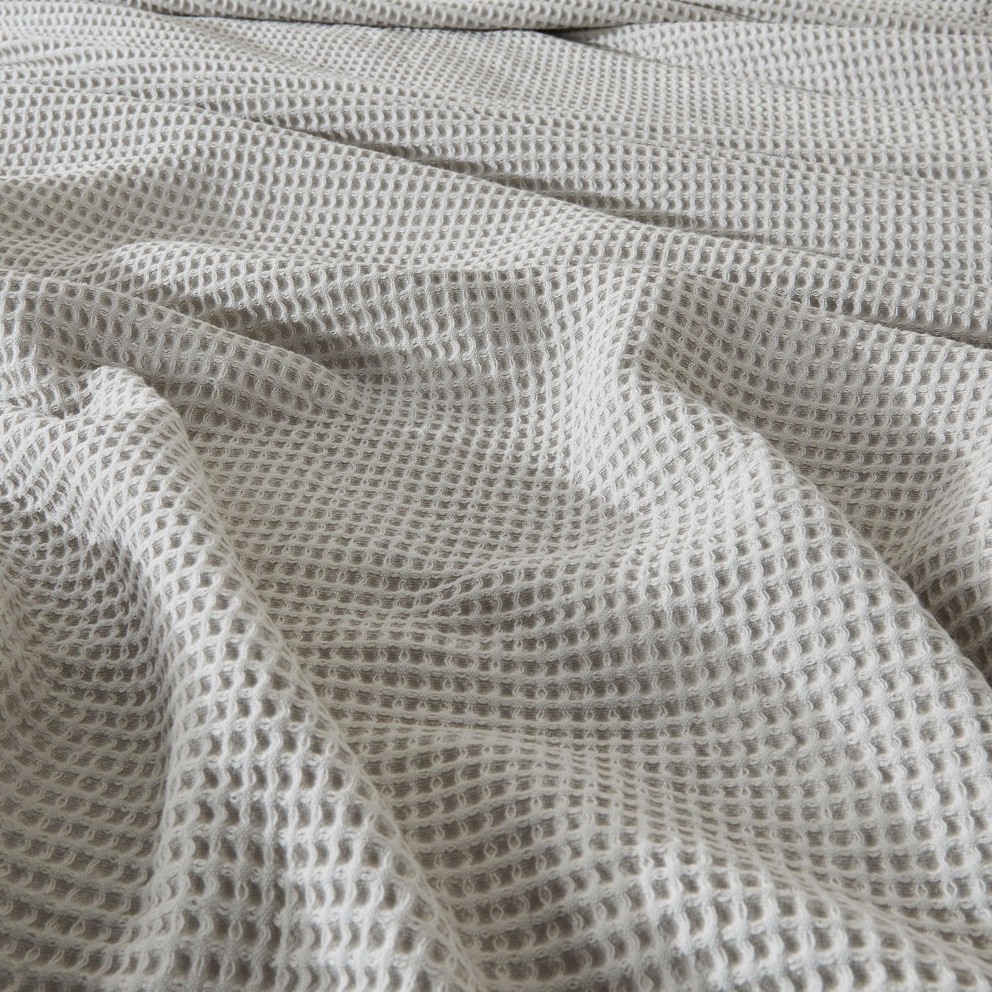 greatbayhome-blankets-100-cotton-waffle-weave-blanket-mikala-collection-37131633983663.jpg