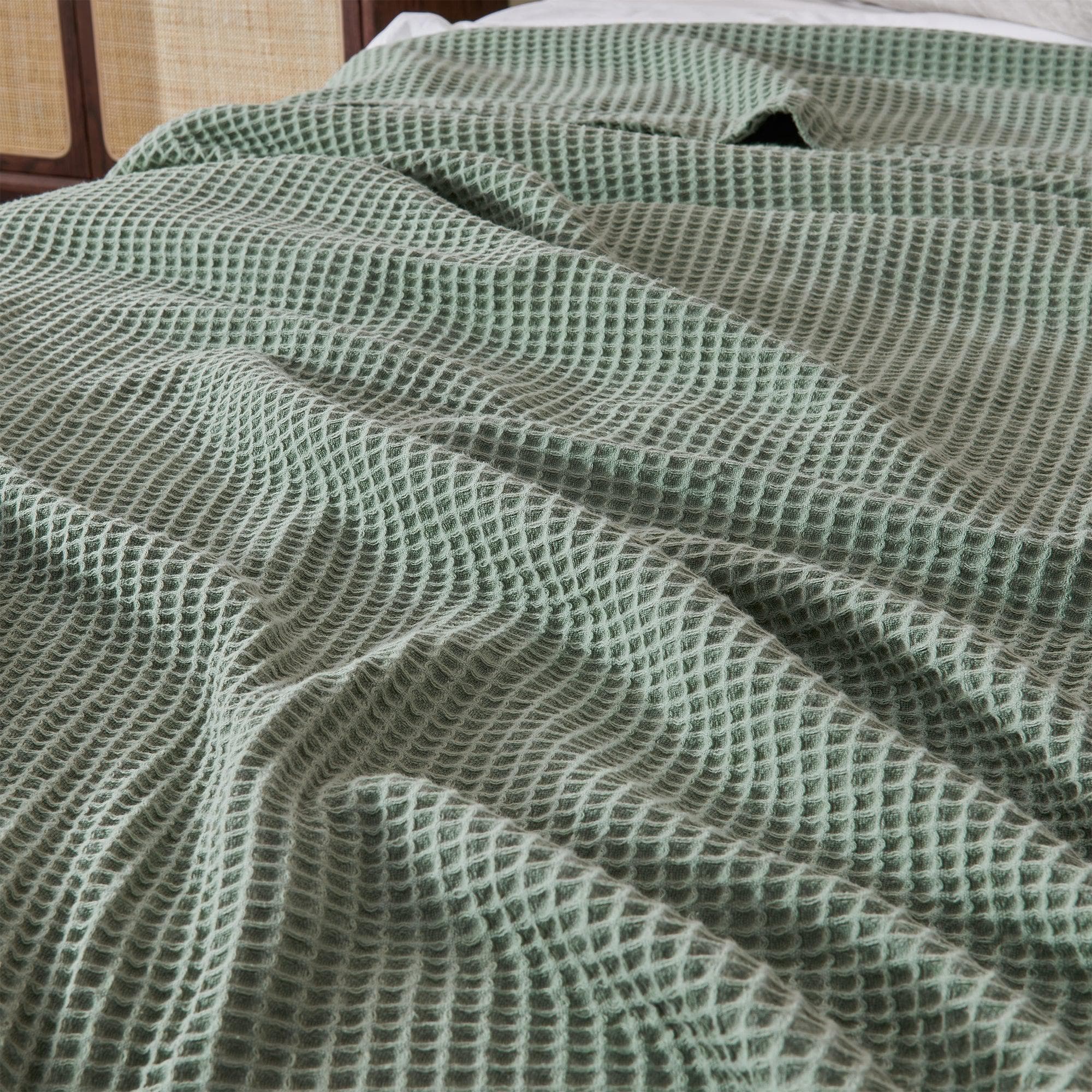 greatbayhome-blankets-100-cotton-waffle-weave-blanket-mikala-collection-37131988992175.jpg