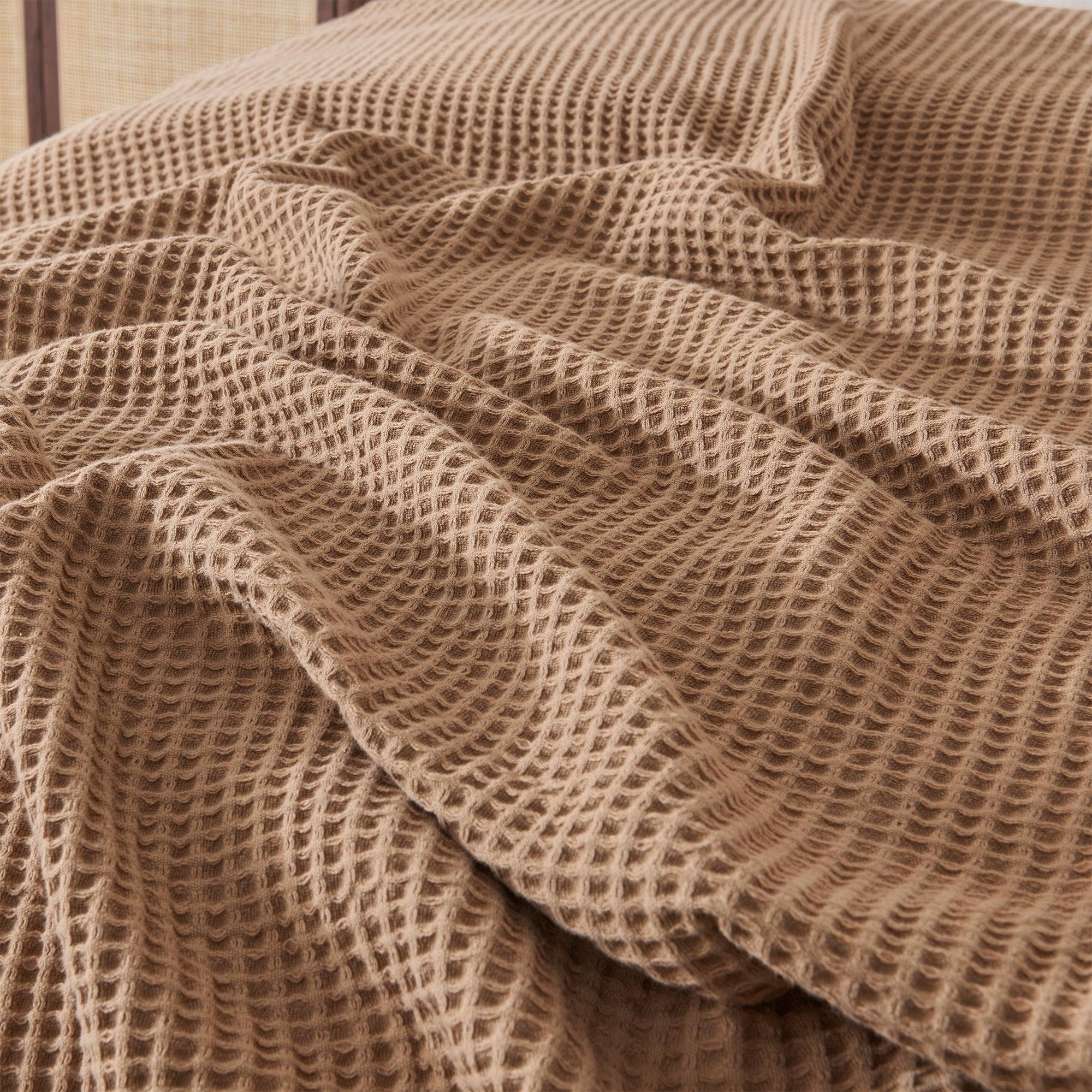 greatbayhome-blankets-100-cotton-waffle-weave-blanket-mikala-collection-37132172820655.jpg